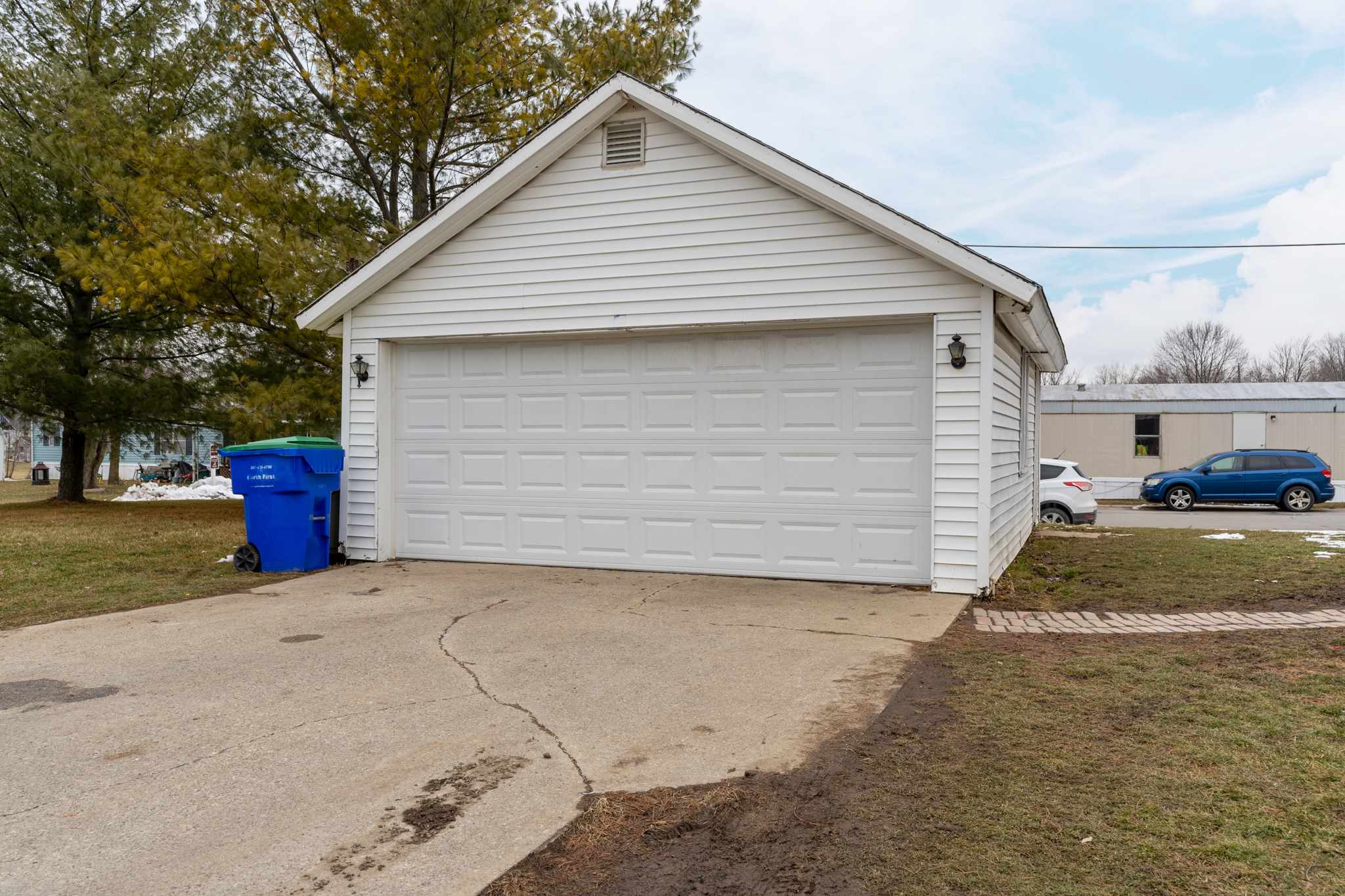 209 East Monroe Street Butler, IN 46721 - Photo 3 of 28