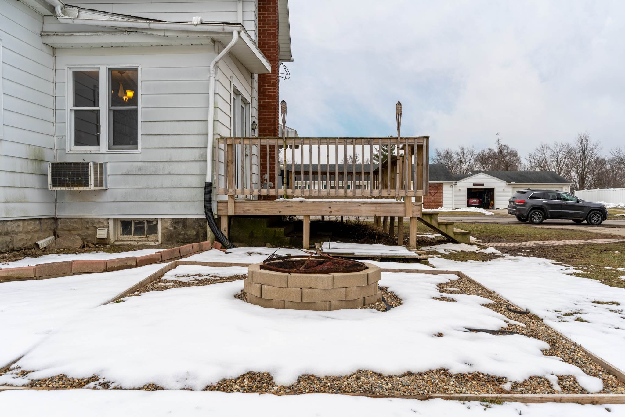 209 East Monroe Street Butler, IN 46721 - Photo 6 of 28