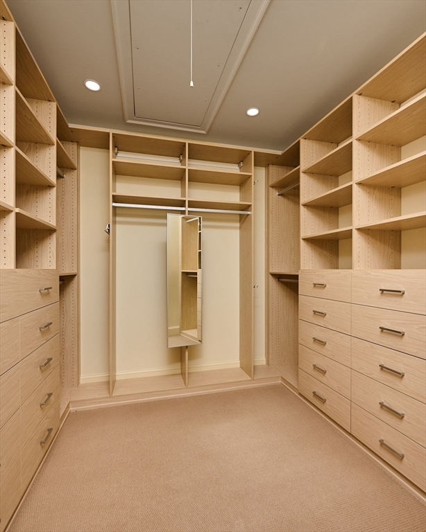 46 Sovereign Way Northampton, MA 01062 - Photo 25 of 42