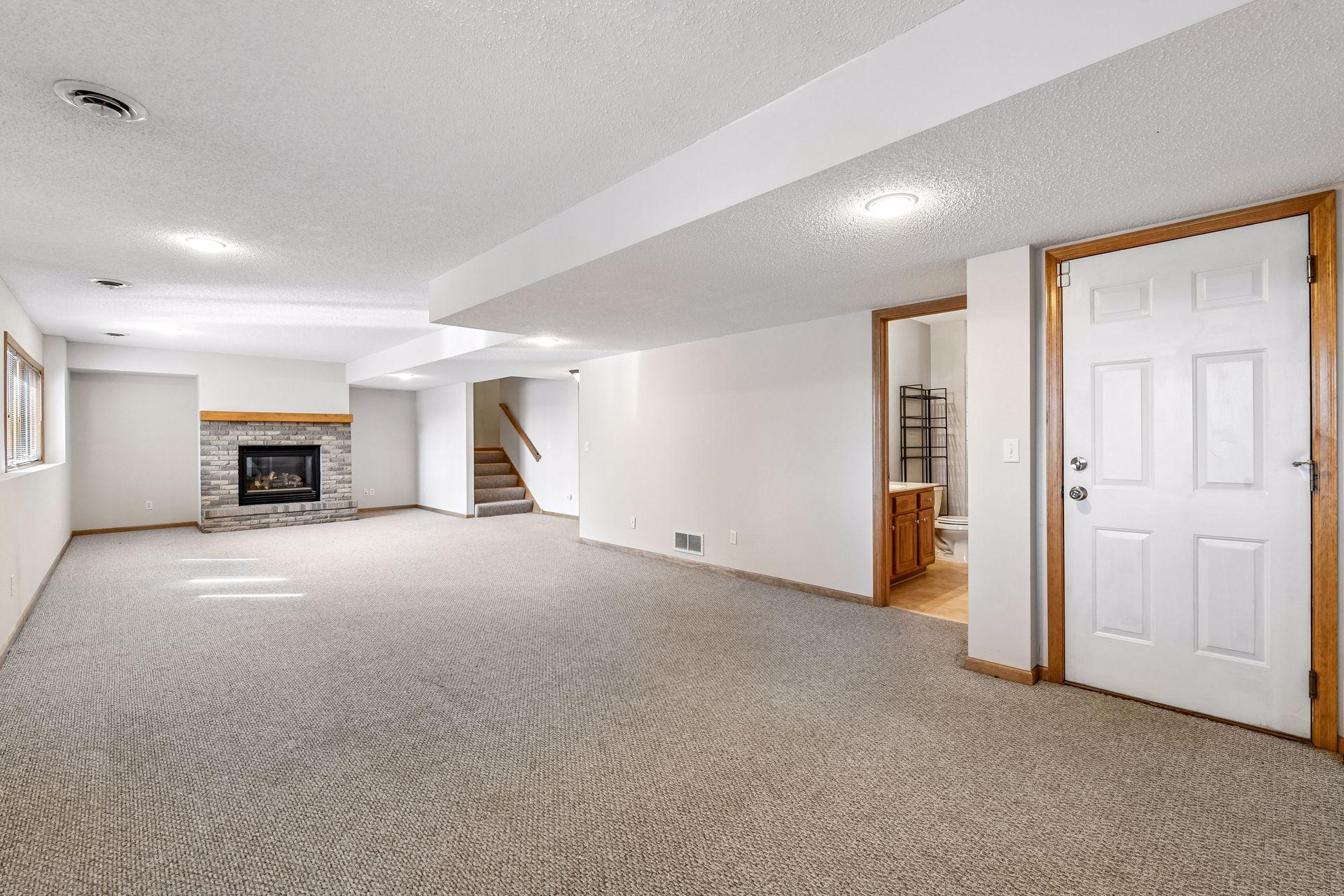 5131 Baker Road Minnetonka, MN 55343 - Photo 25 of 46