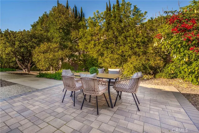 $1,298,000 | 7556 Chaminade Avenue, West Hills, CA 91304