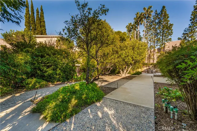 $1,298,000 | 7556 Chaminade Avenue, West Hills, CA 91304
