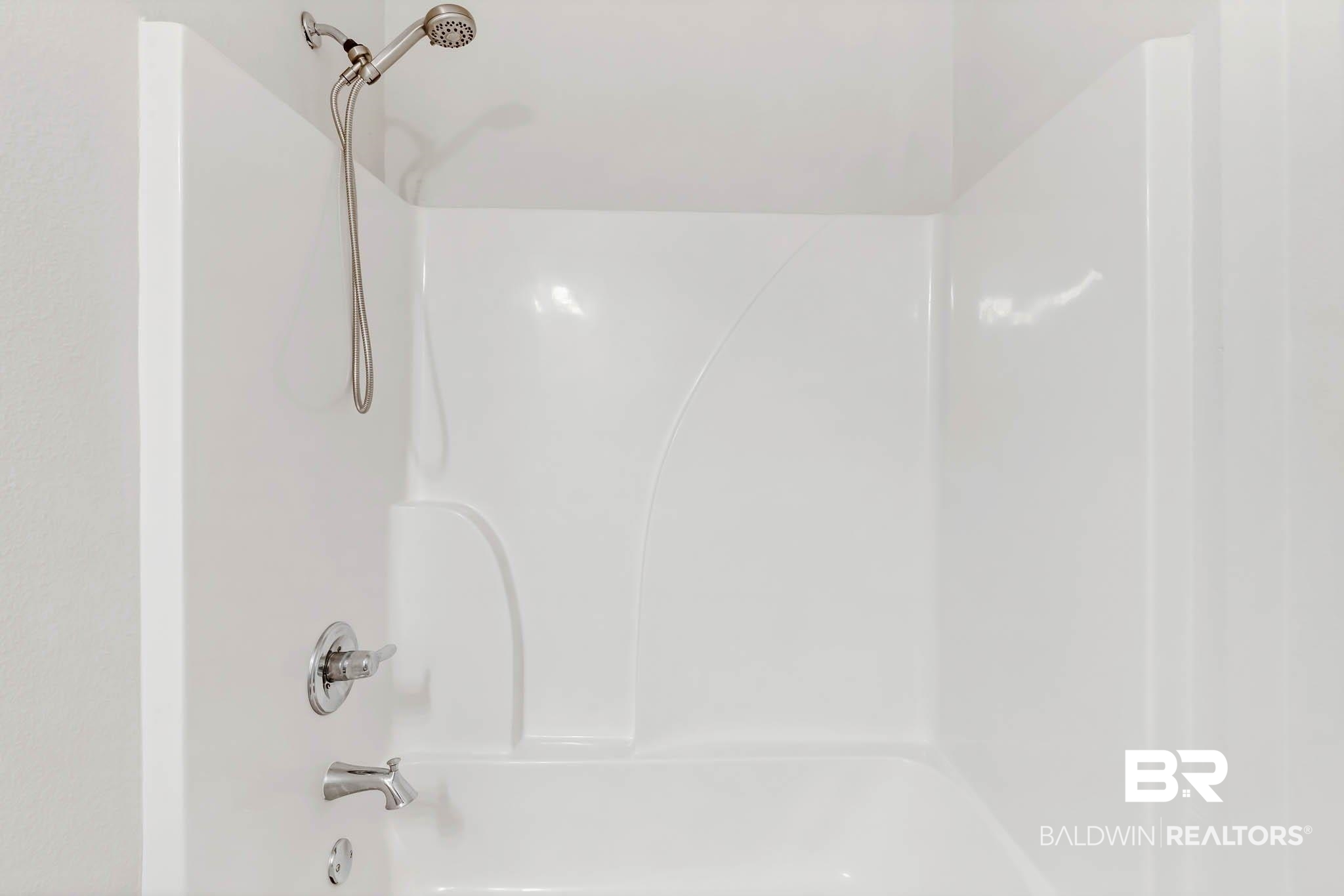 16461 Prado Loop Loxley, AL 36551 - Photo 39 of 78 Full bath featuring bathtub / shower combination