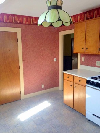 233 Middle Street Fall River, MA 02724 - Photo 17 of 24 Gallery Image 17