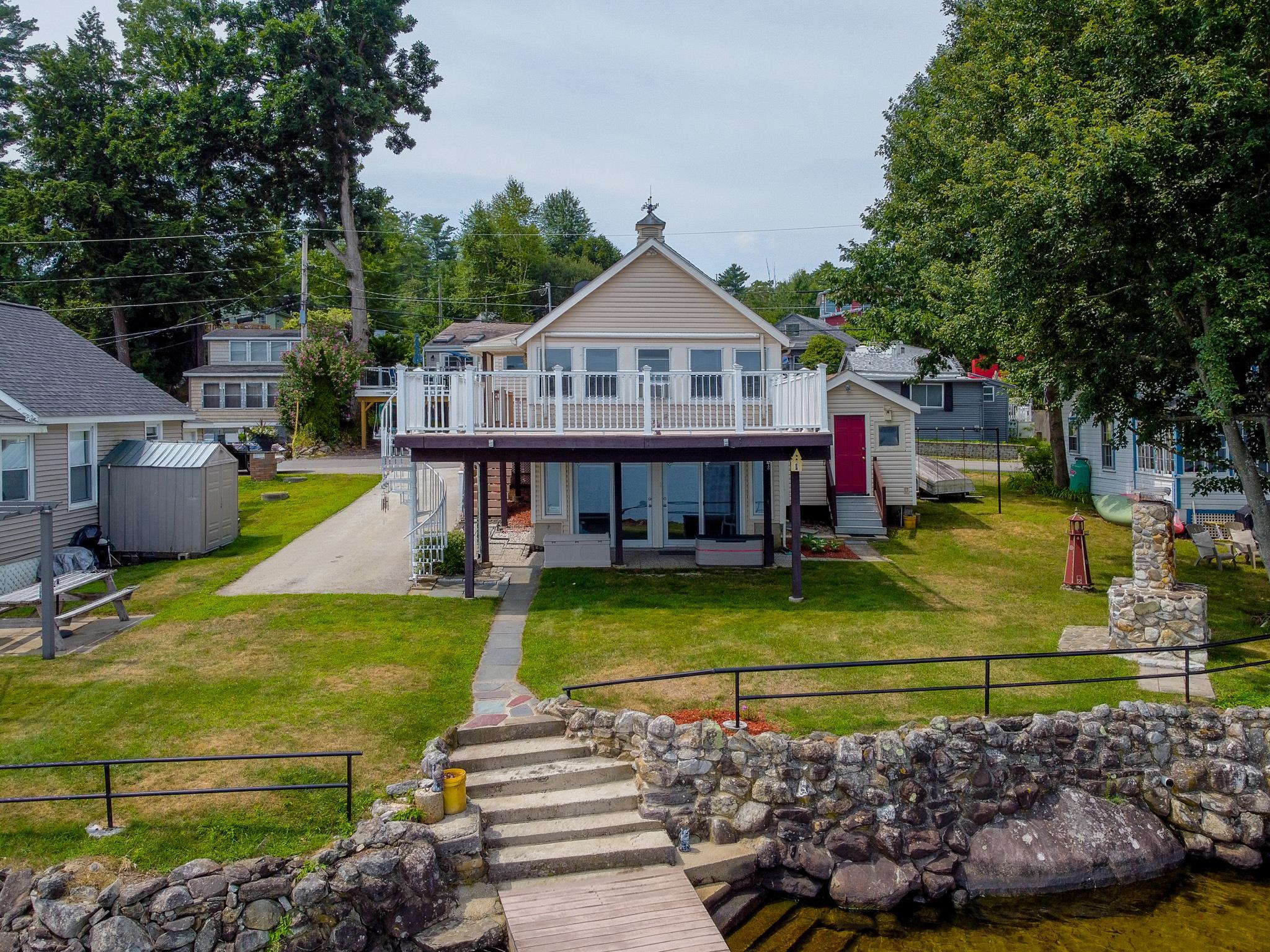 131 Chases Grove Road Derry, NH 03038 - Photo 1 of 39