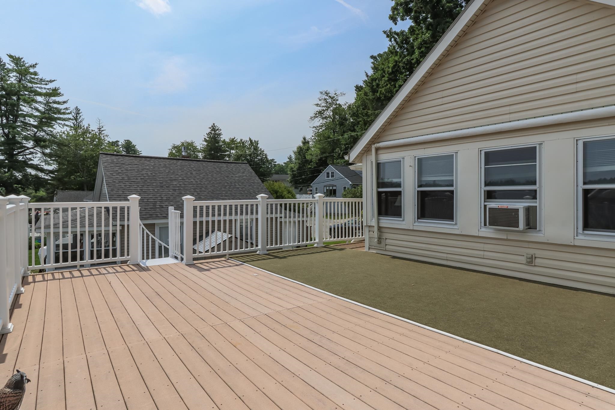 131 Chases Grove Road Derry, NH 03038 - Photo 23 of 39