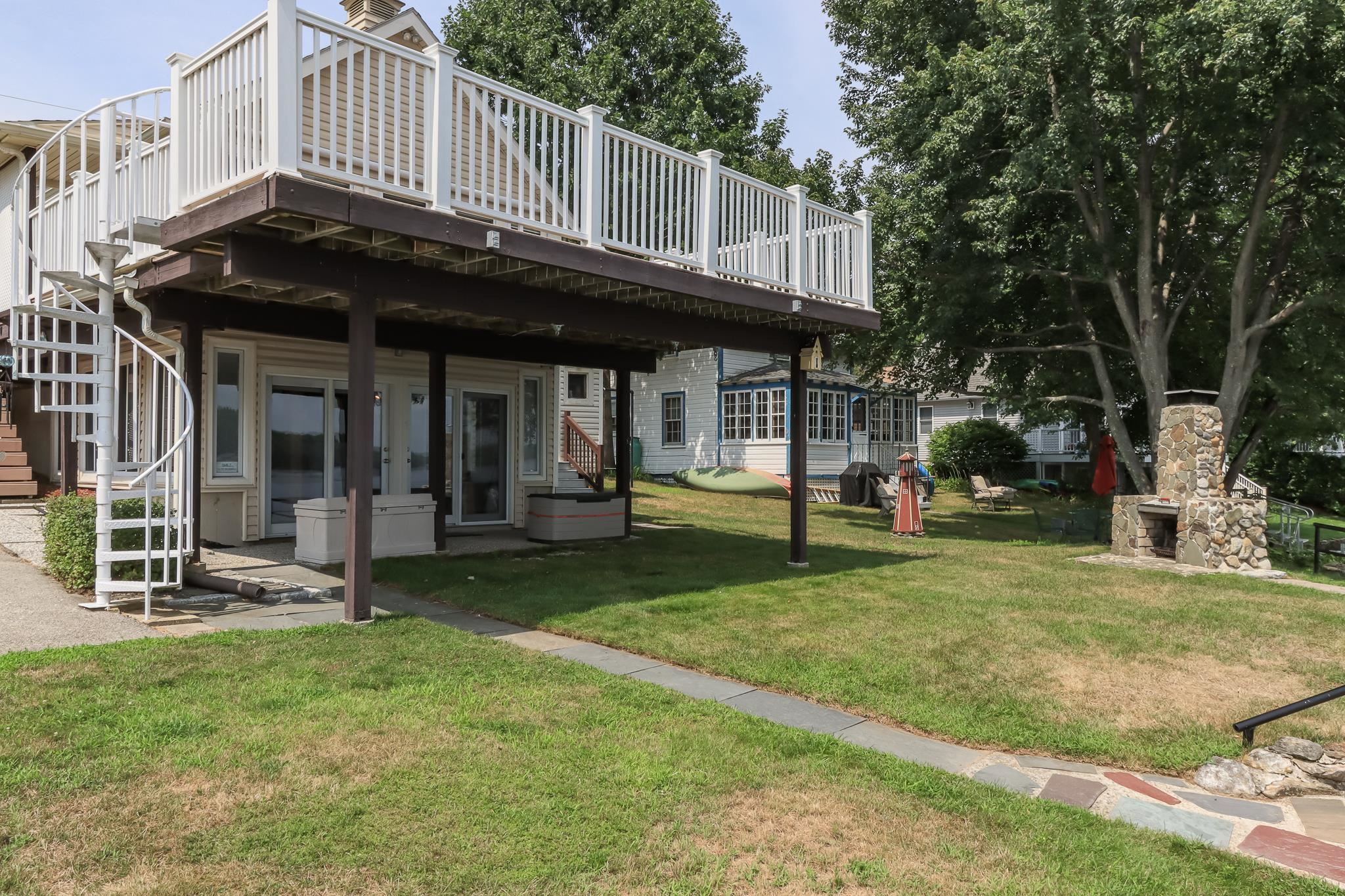 131 Chases Grove Road Derry, NH 03038 - Photo 31 of 39