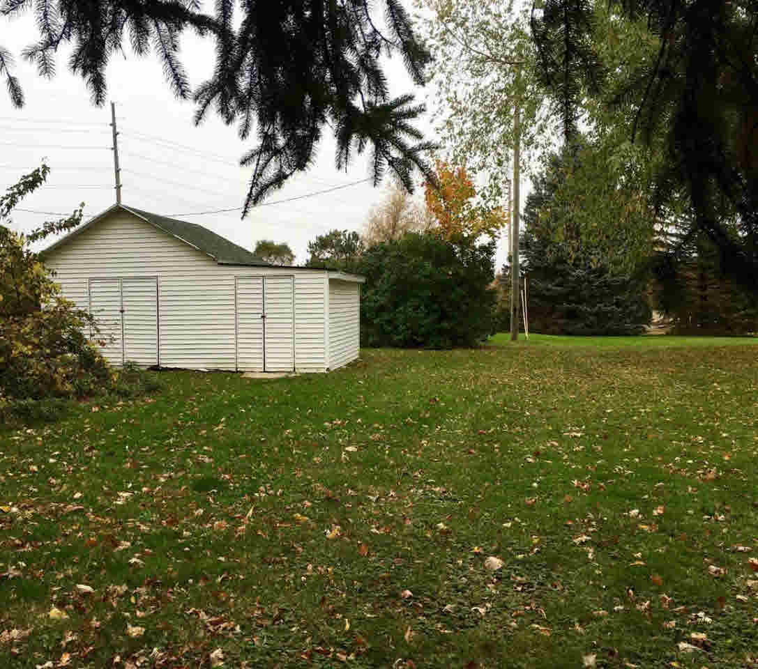3100 Thomas Road Oxford, MI 48371 - Photo 13 of 16 21236438-12.JPG