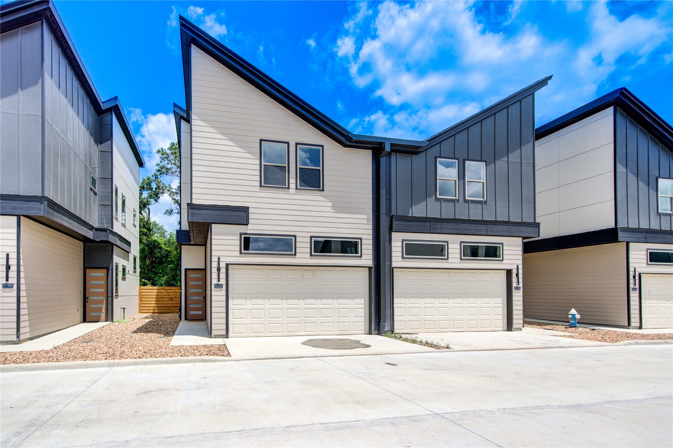 13102 Honey Suckle Ridge Lane Cypress, TX 77429 - Photo 3 of 48 a view of a entryway of the house