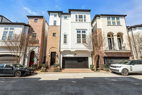 a car parked in front of a building