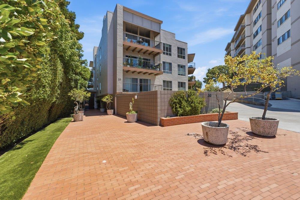 30 Mounds Road, Unit 402 San Mateo, CA 94402 - Photo 2 of 31