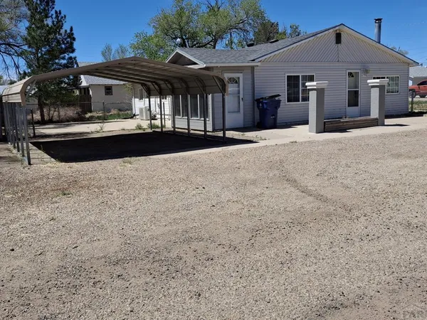 $165,000 | 302 South Lincoln Avenue, Olney Springs, CO 81062