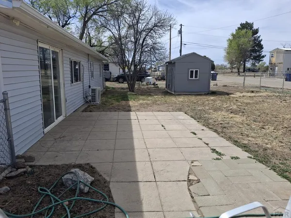 $165,000 | 302 South Lincoln Avenue, Olney Springs, CO 81062