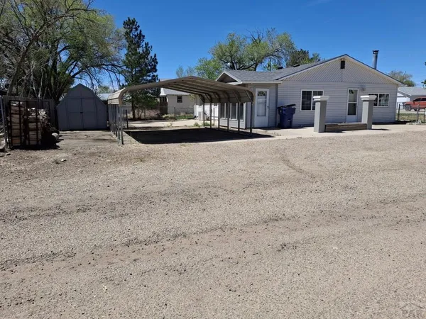 $165,000 | 302 South Lincoln Avenue, Olney Springs, CO 81062