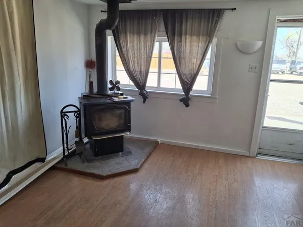 $165,000 | 302 South Lincoln Avenue, Olney Springs, CO 81062