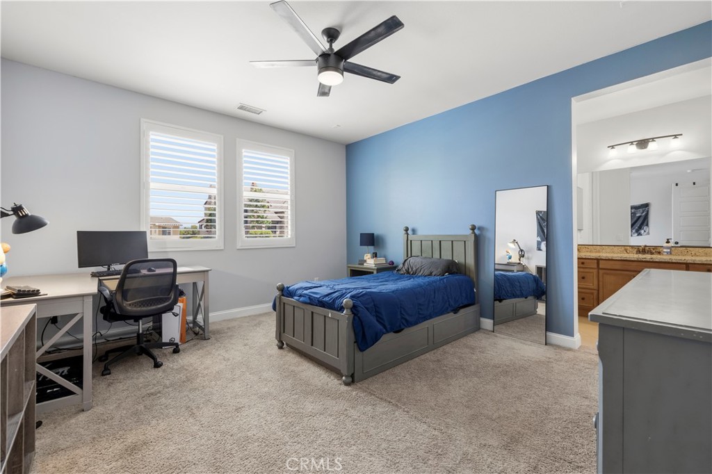 24949 Old Stone Way Stevenson Ranch, CA 91381 - Photo 63 of 111