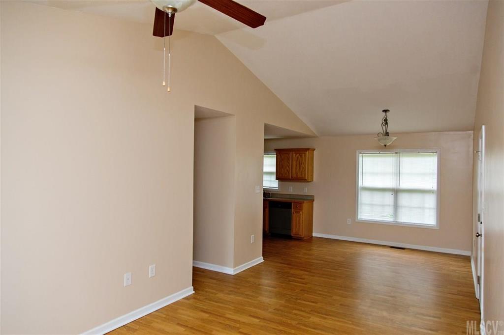 303 Cape Hickory Road Hickory, NC 28601 - Photo 20 of 25 Gallery Image 20
