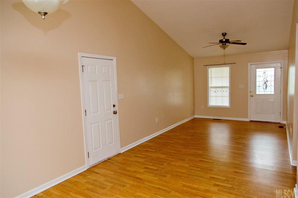 303 Cape Hickory Road Hickory, NC 28601 - Photo 21 of 25 Gallery Image 21