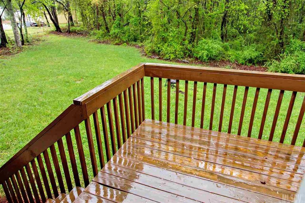 303 Cape Hickory Road Hickory, NC 28601 - Photo 4 of 25 Gallery Image 4
