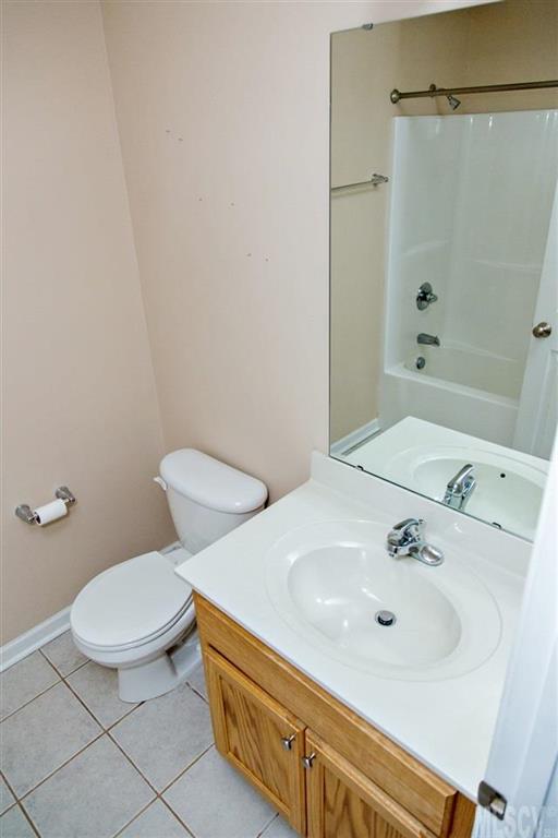 303 Cape Hickory Road Hickory, NC 28601 - Photo 10 of 25 Gallery Image 10