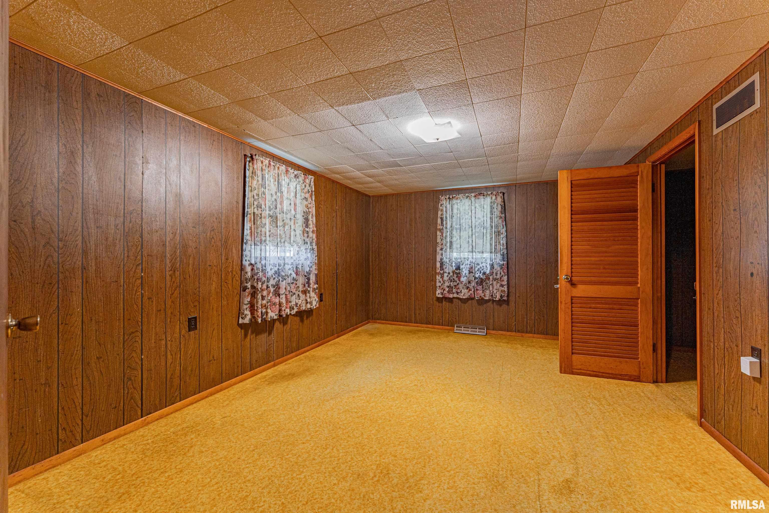 710 South Cedar Street Delavan, IL 61734 - Photo 16 of 27