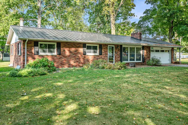 $397,900 | 340 West Railroad Street, Centreville, MI 49032