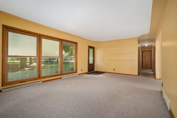 $397,900 | 340 West Railroad Street, Centreville, MI 49032