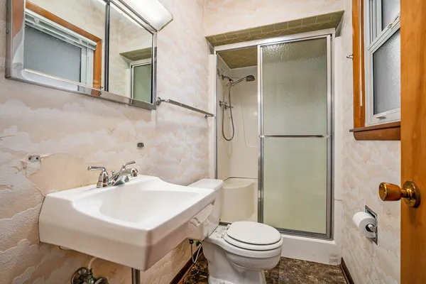 $397,900 | 340 West Railroad Street, Centreville, MI 49032