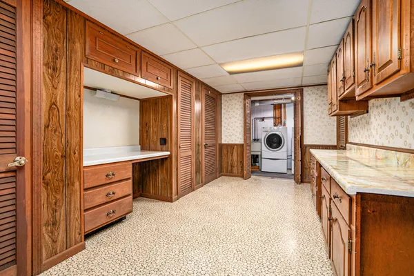 $397,900 | 340 West Railroad Street, Centreville, MI 49032