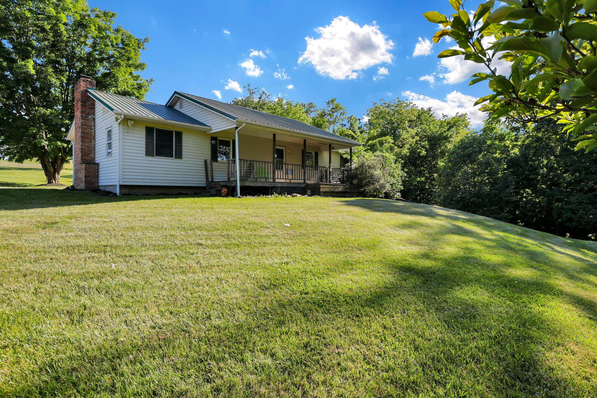 10951 Graffis Road Southeast Bremen, OH 43107 - Photo 3 of 26