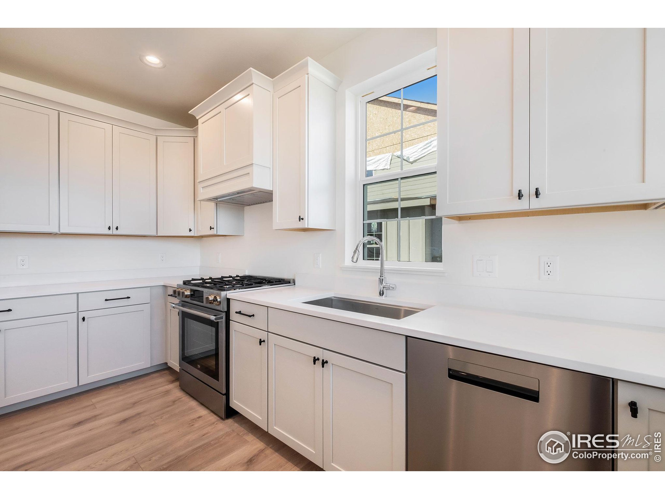 3045 East Trilby Road, Unit B6 Fort Collins, CO 80528 - Photo 6 of 20 Gallery Image 6
