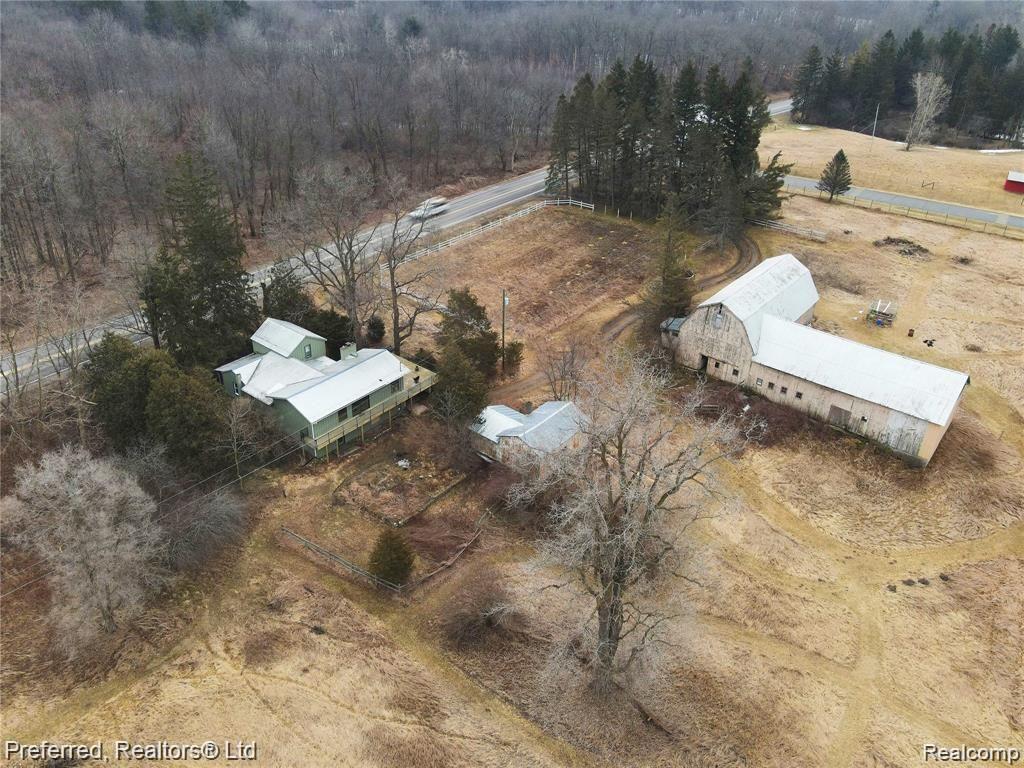 5538 Grange Hall Road Holly, MI 48442 - Photo 31 of 42