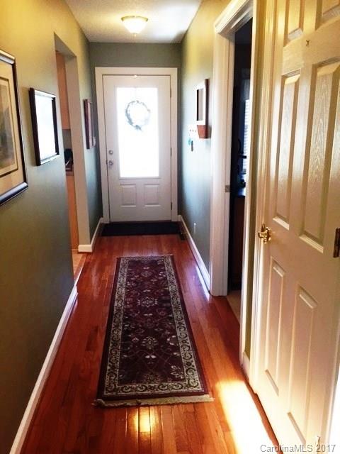 61 Bowman Ridge Road, Unit 5 Hendersonville, NC 28739 - Photo 4 of 24 a view of entryway