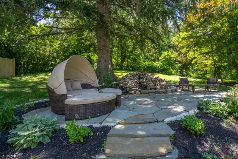 302 Mendham Road Mendham, NJ 07945 - Photo 3 of 33 Gallery Image 3