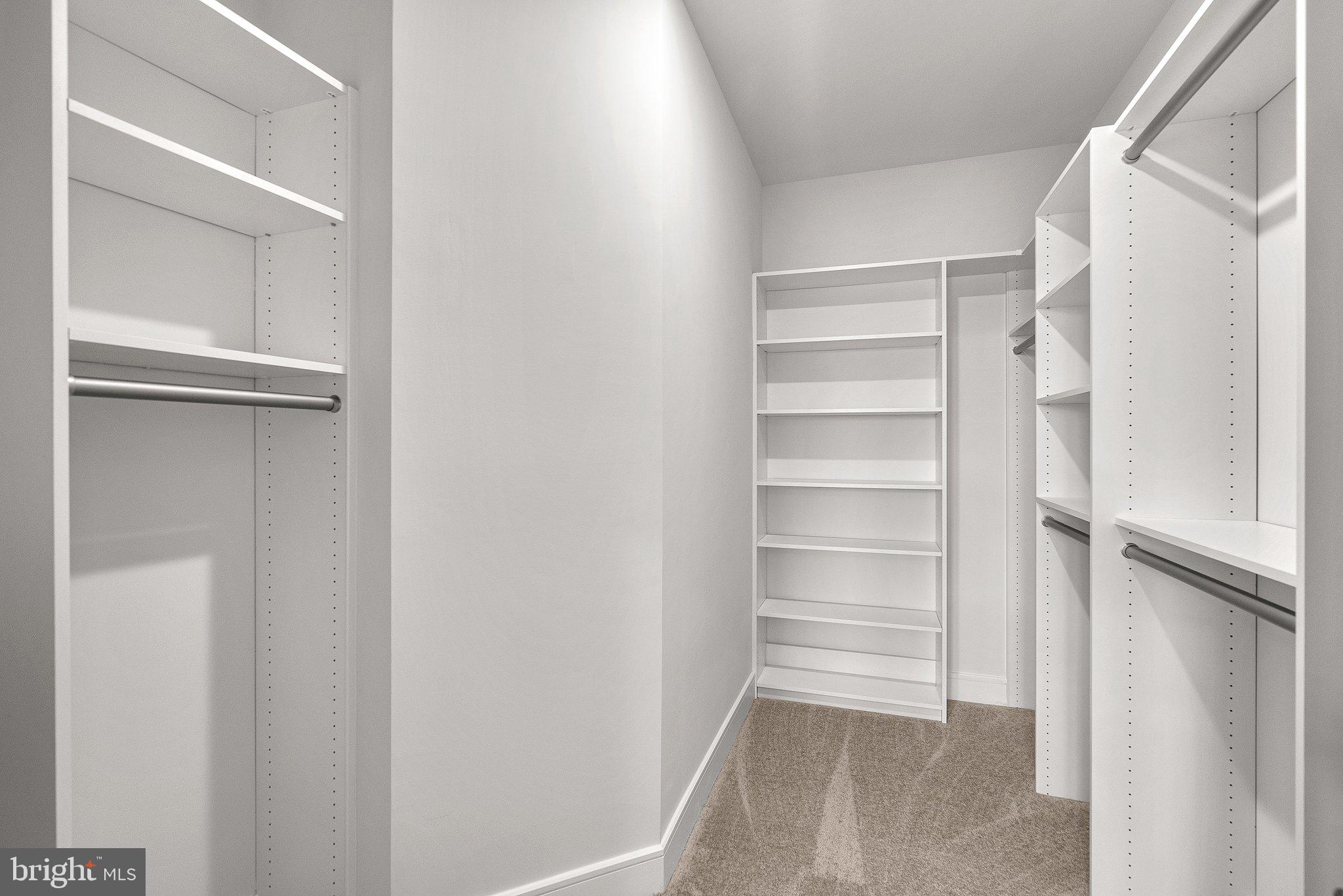 20801 Lamlash Terrace Ashburn, VA 20147 - Photo 18 of 25