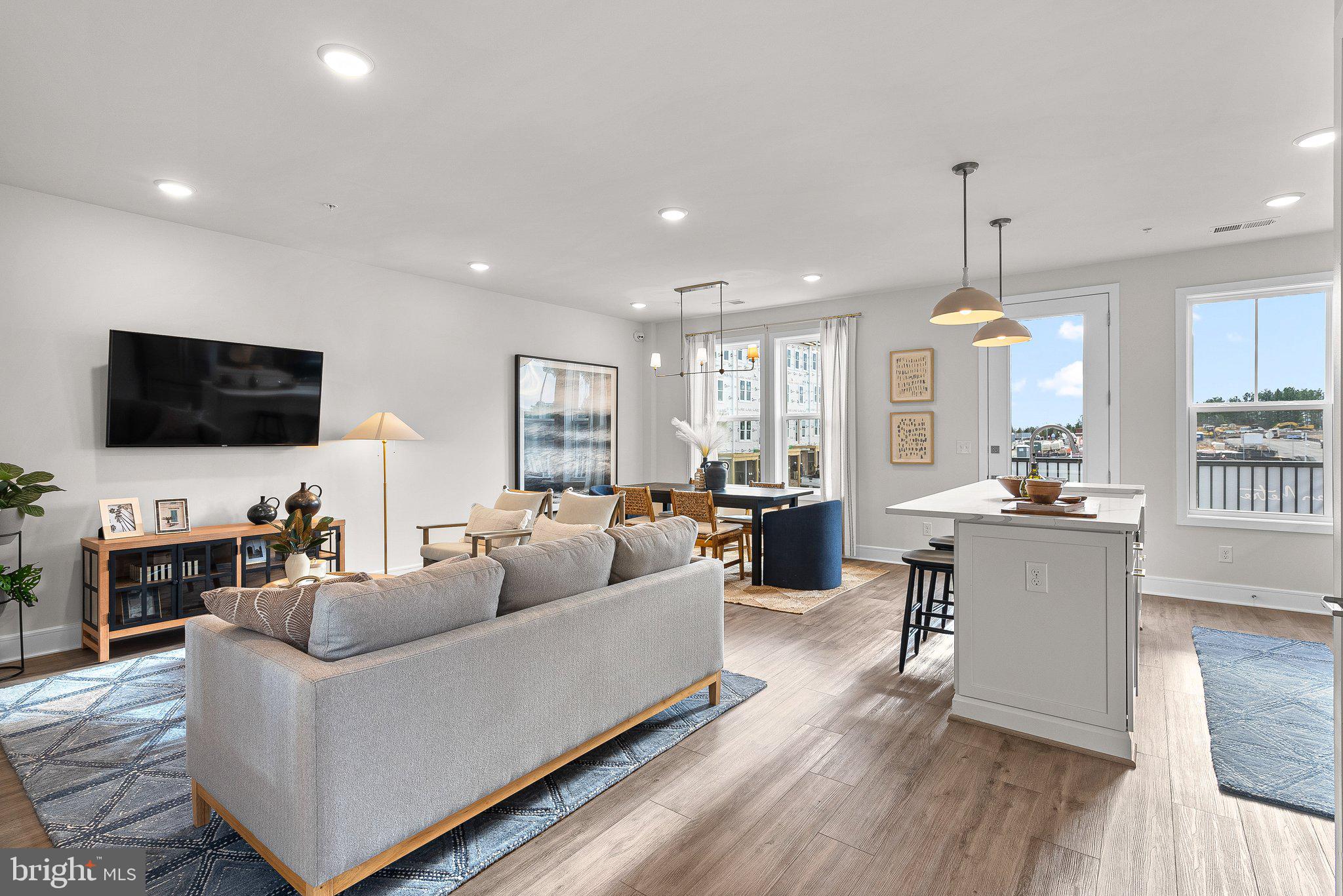 20801 Lamlash Terrace Ashburn, VA 20147 - Photo 4 of 25