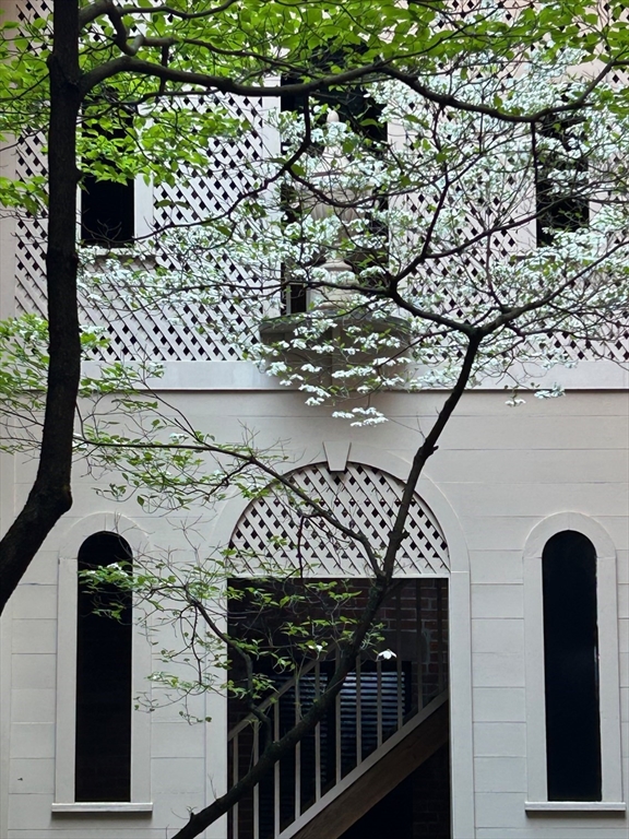 31 Branch Boston Ma, Unit 2 Boston, MA 02108 - Photo 11 of 11 a view of entryway