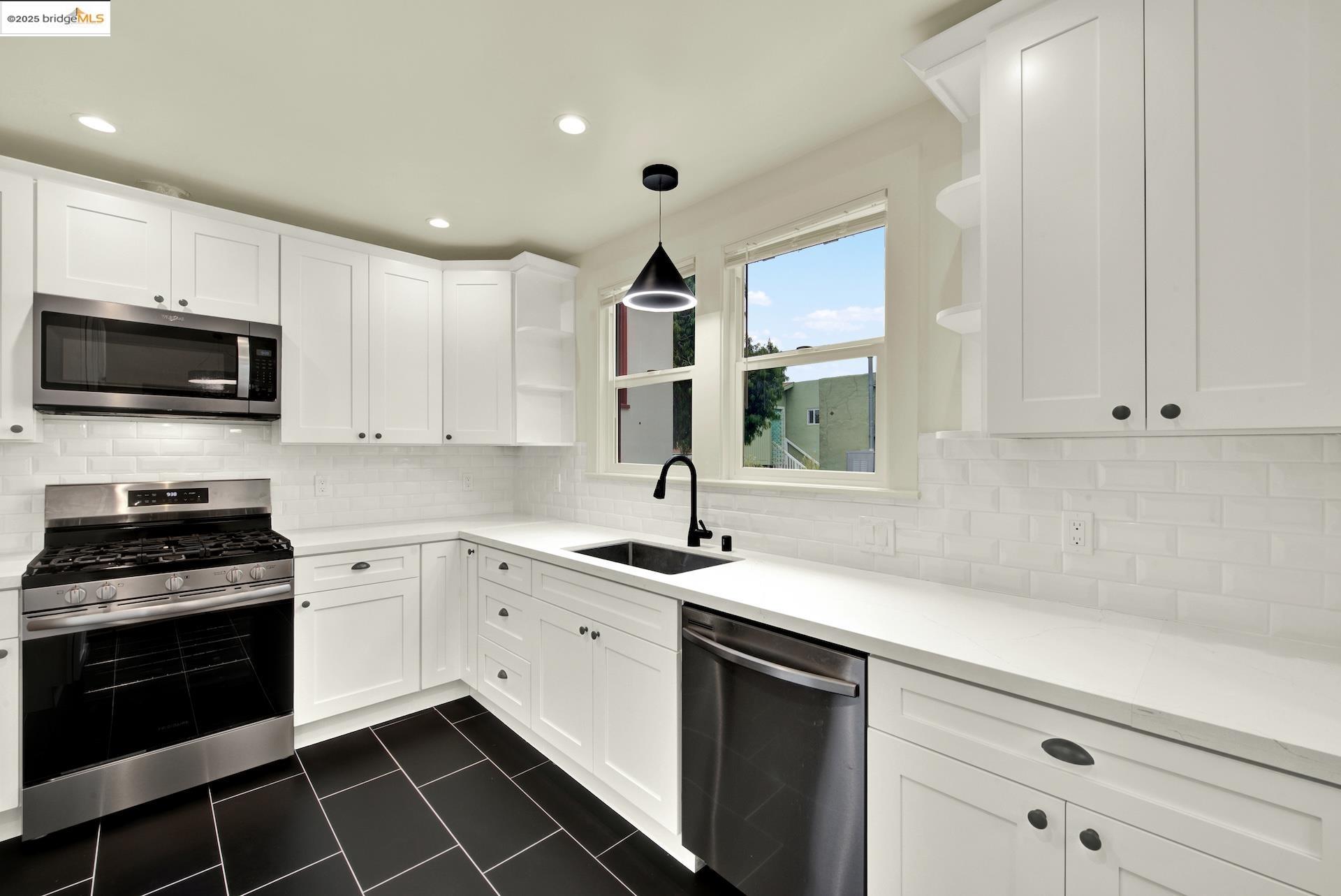 971 34th Street Richmond, CA 94805 - Photo 18 of 58