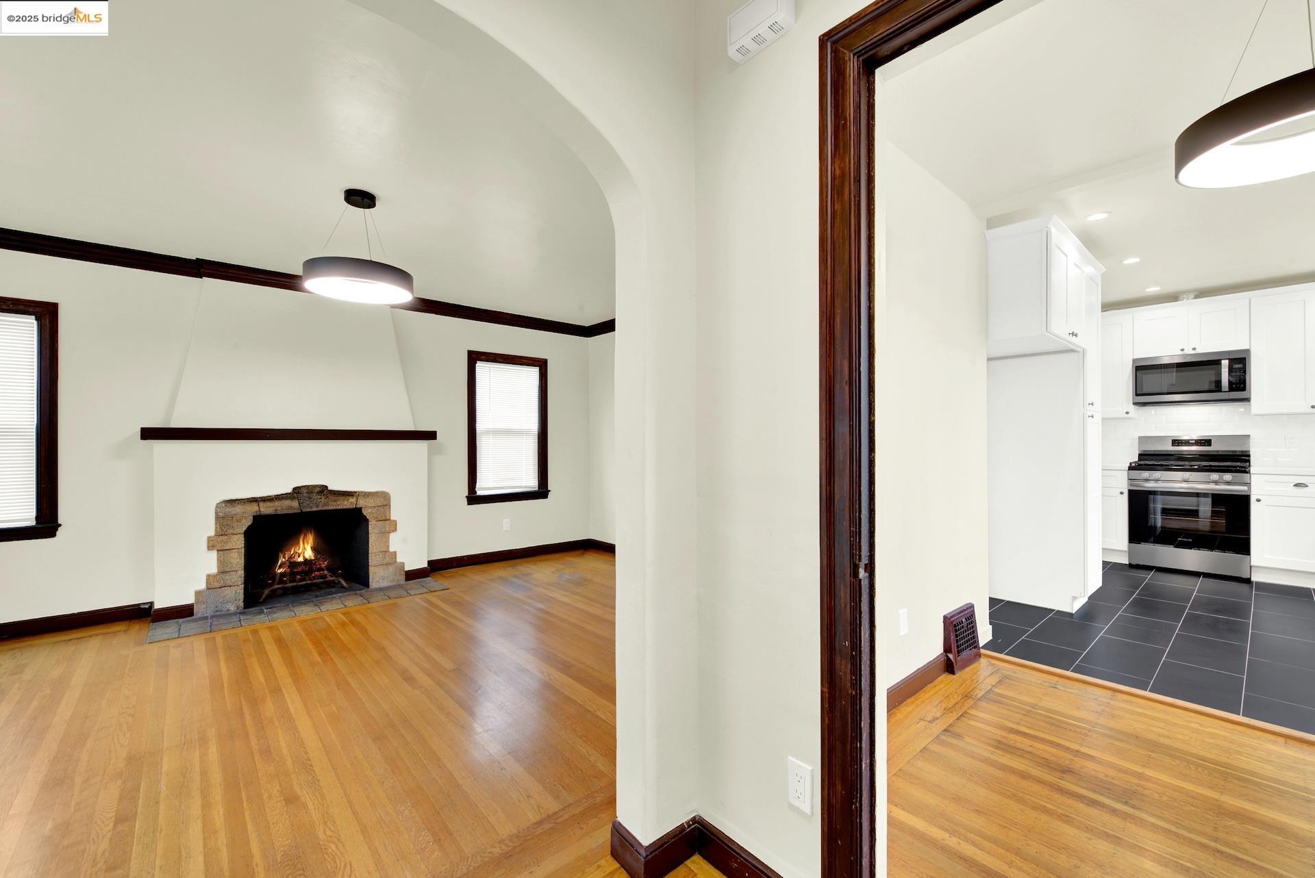 971 34th Street Richmond, CA 94805 - Photo 4 of 58