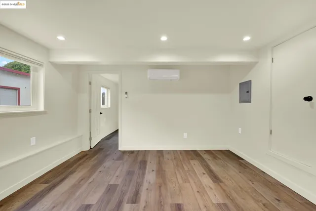 $699,500 | 971 34th Street, Richmond, CA 94805