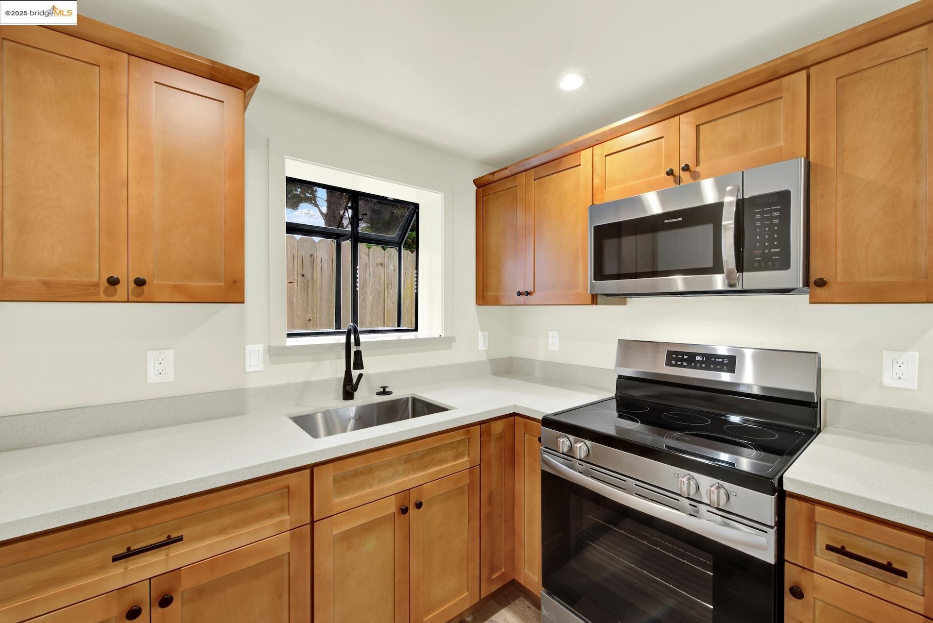 971 34th Street Richmond, CA 94805 - Photo 43 of 58