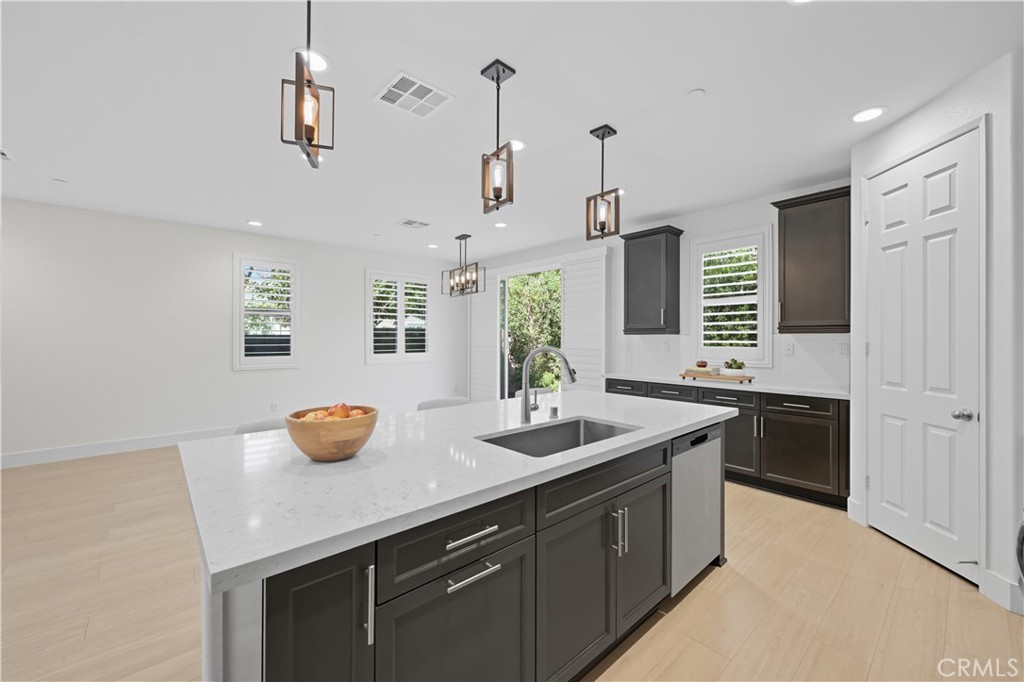 11702 Glenridge Road Corona, CA 92883 - Photo 6 of 52