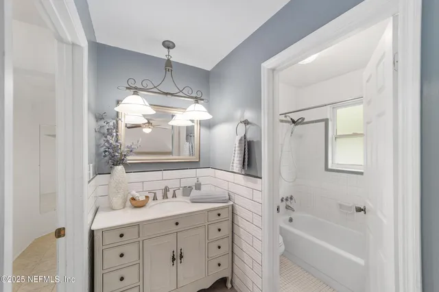 $327,707 | 5311 Northwest 54 Court, Gainesville, FL 32653