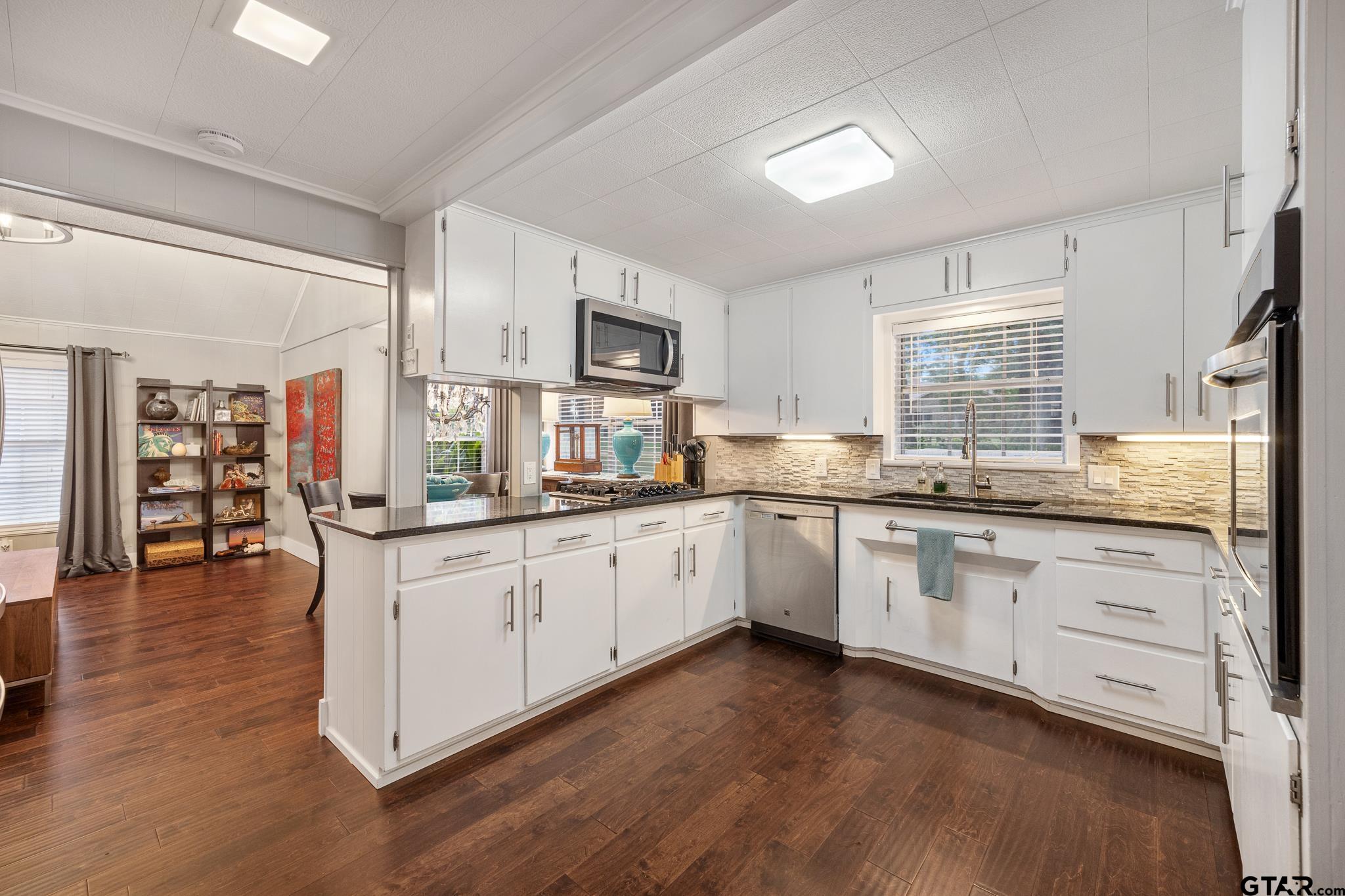 226 Brookside Drive Hideaway, TX 75771 - Photo 18 of 48