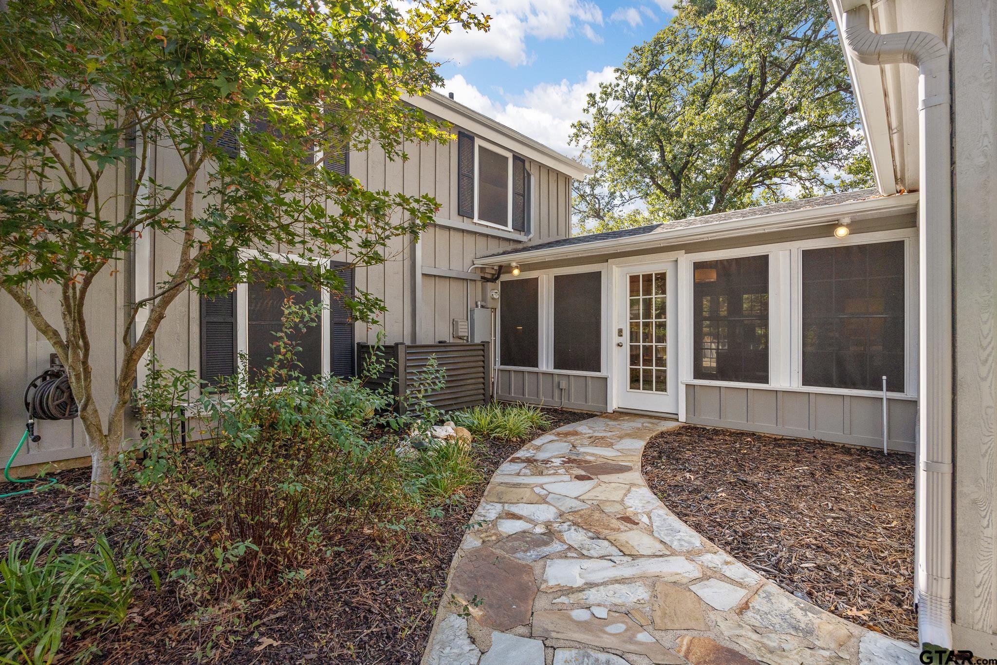 226 Brookside Drive Hideaway, TX 75771 - Photo 4 of 48