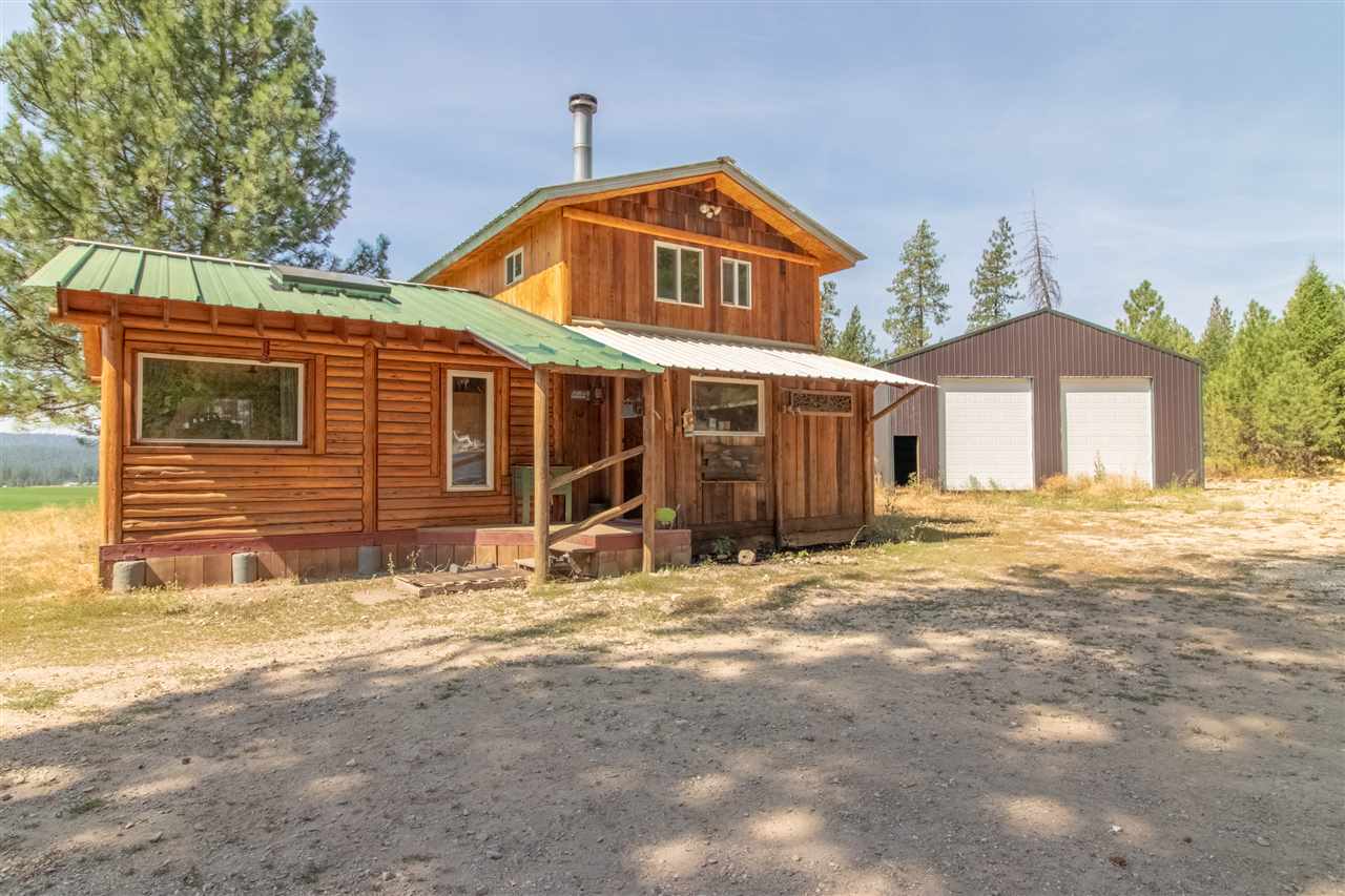 4238 Highway 231 Springdale, WA 99173 - Photo 2 of 19