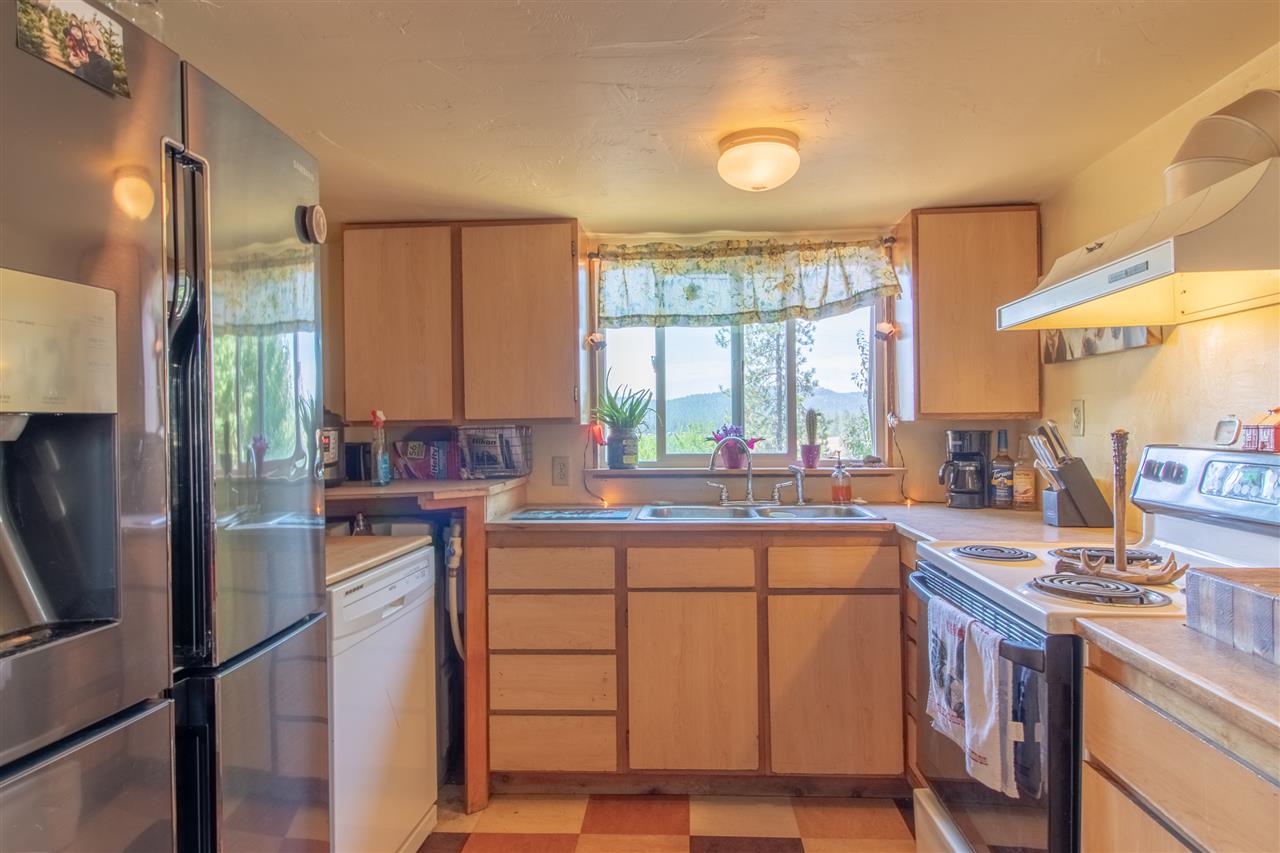 4238 Highway 231 Springdale, WA 99173 - Photo 8 of 19