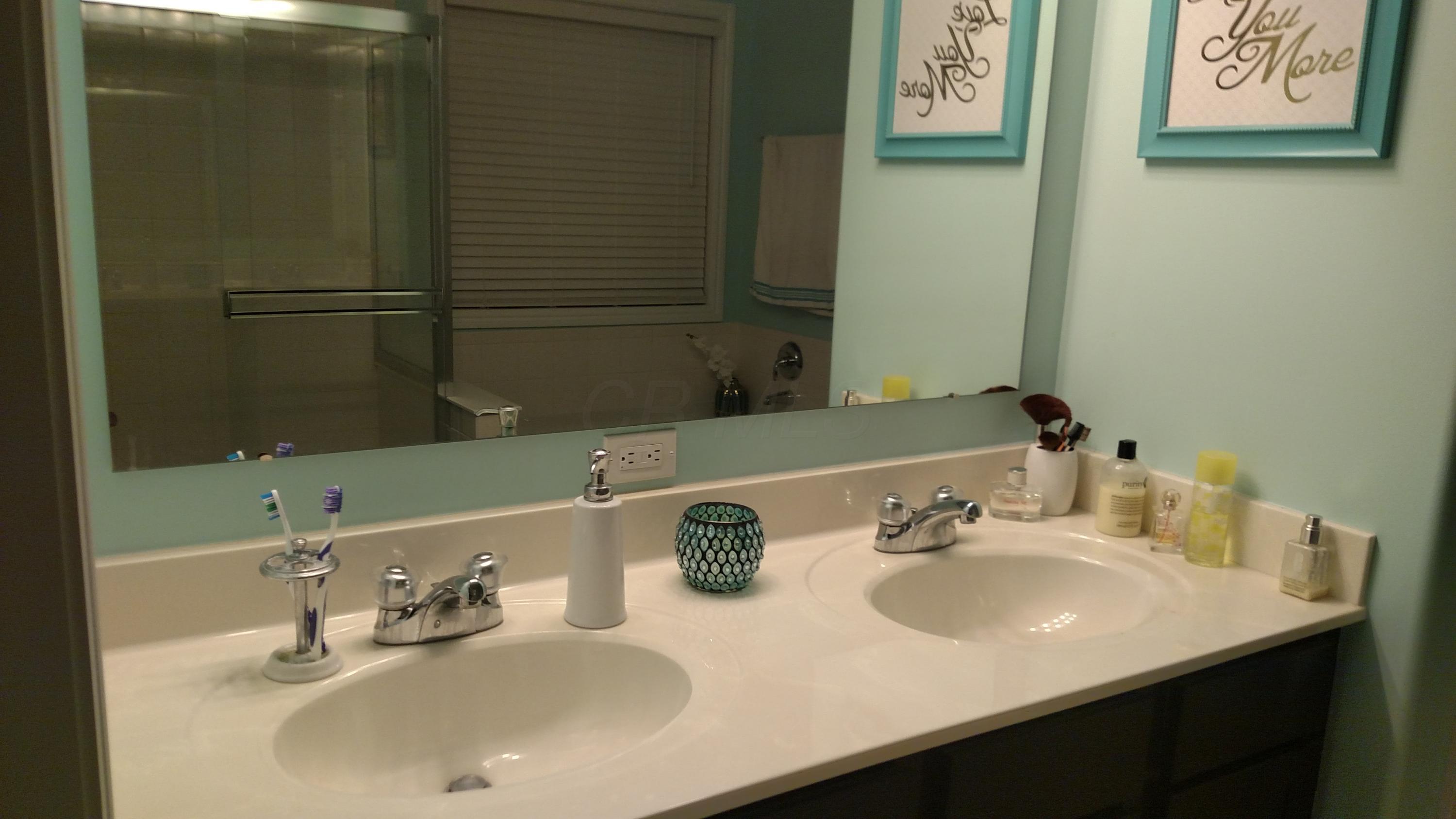 2194 Olde Ridge Court Lancaster, OH 43130 - Photo 19 of 37 Gallery Image 19