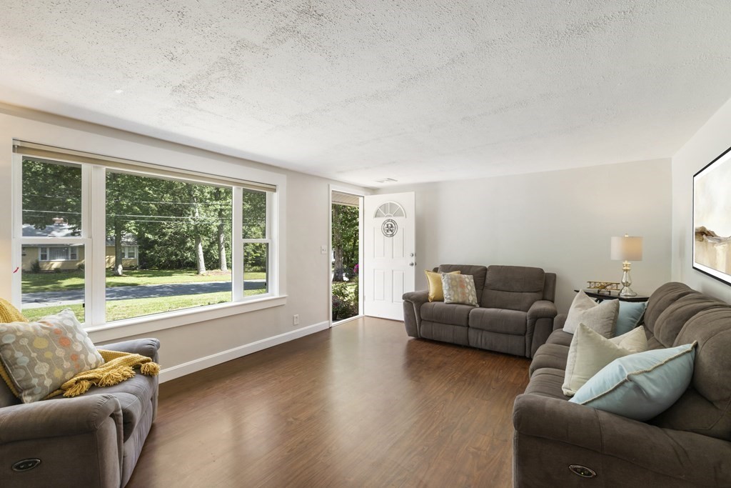 25 Woodland Road Ashland, MA 01721 - Photo 5 of 26 Gallery Image 5