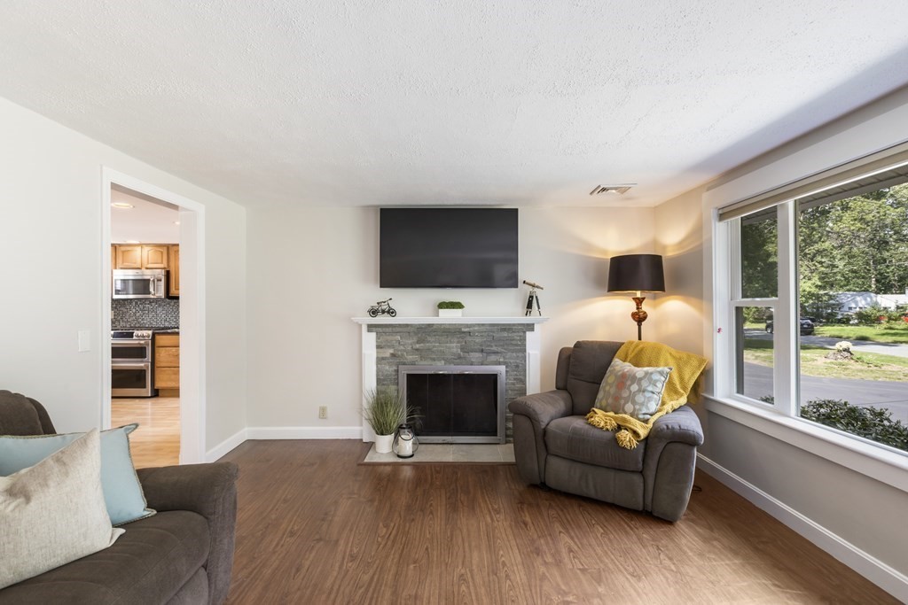 25 Woodland Road Ashland, MA 01721 - Photo 7 of 26 Gallery Image 7